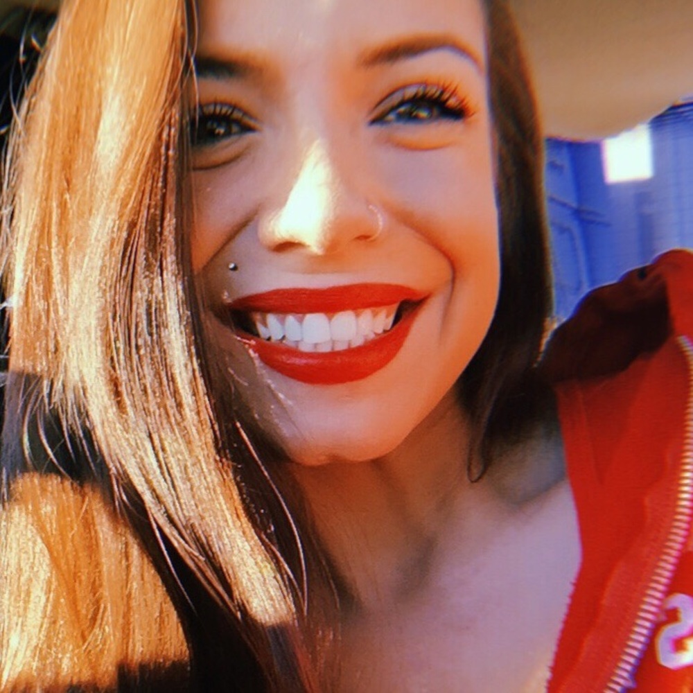 Meet your Posher, Liz